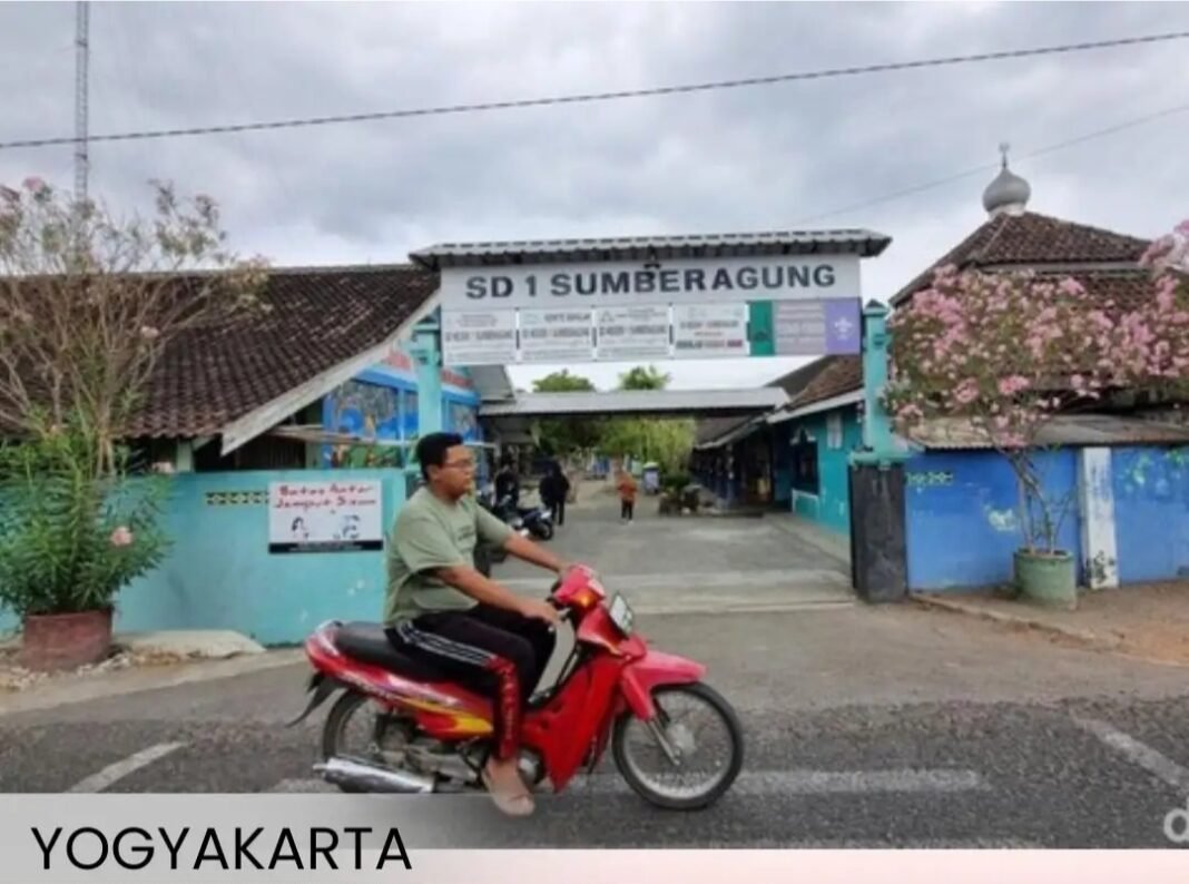 32 Murid SD.1 Sumberagung Keracunan MBG Siswa diliburkan